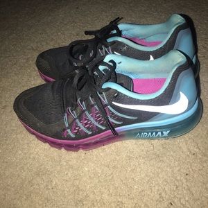 🔥Nike Air Max Black, Purple and Blue size 8.